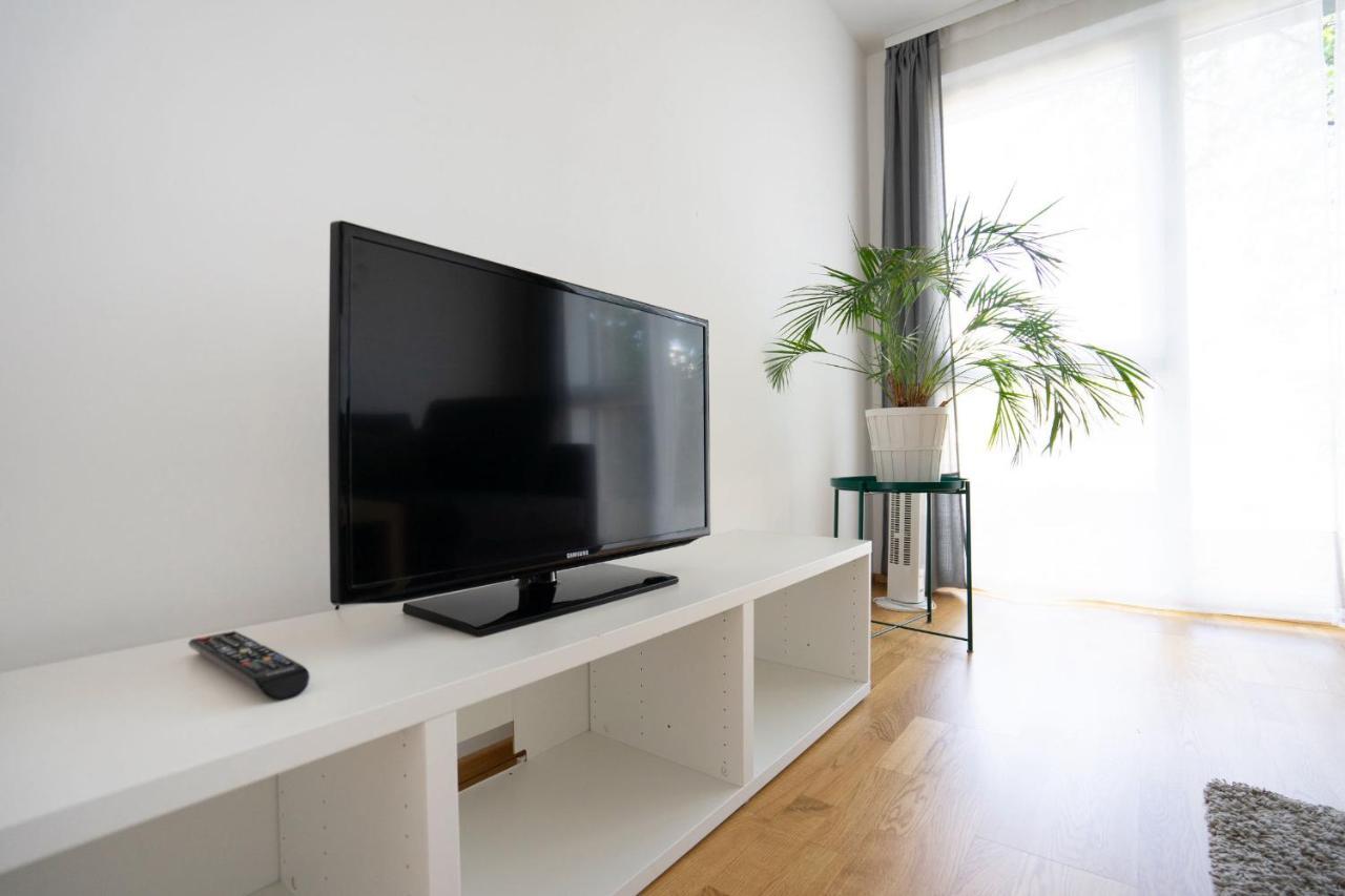 Apartment Donaufeld Living - Geräumiges Mit Balkon